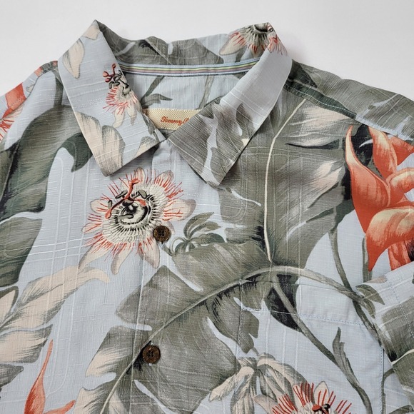 Tommy Bahama Mens XLarge Floral Tropical 100% Silk Button Up Shirt  Loop Collar - Picture 1 of 9